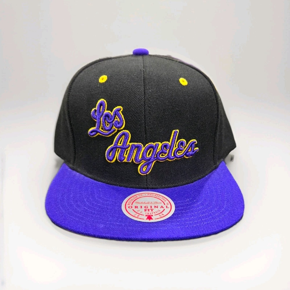 Mitchell & Ness Los Angeles Lakers Reload HWC Snapback Hat Black Purple JS19207